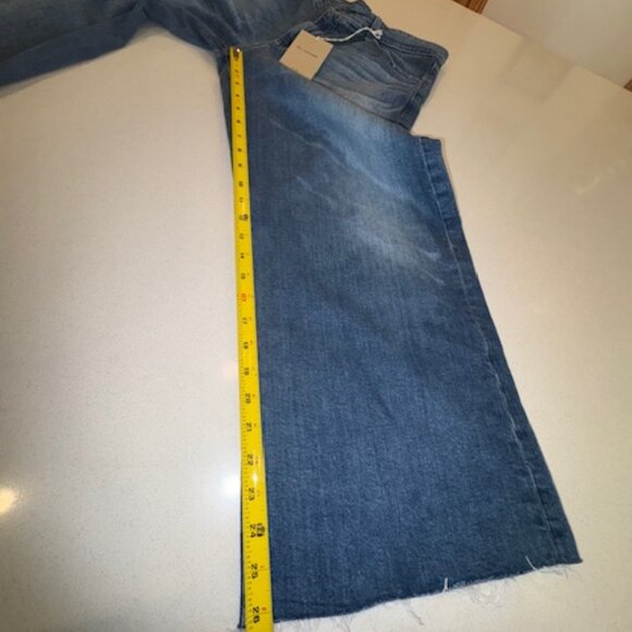 Saige WIde Leg Crop Jeans, 30 Waist, NWT - Picture 2 of 7
